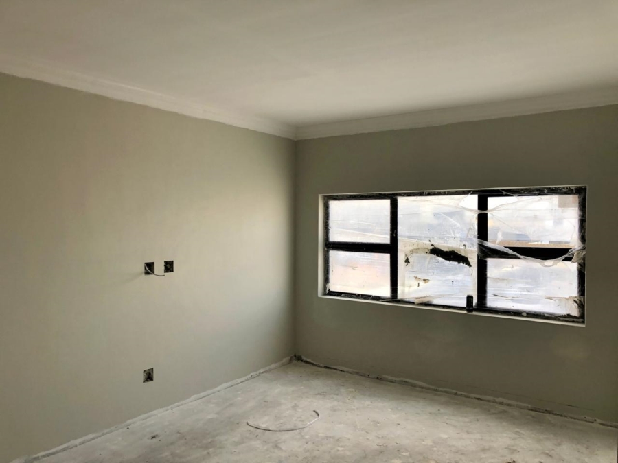 4 Bedroom Property for Sale in Sandown Western Cape